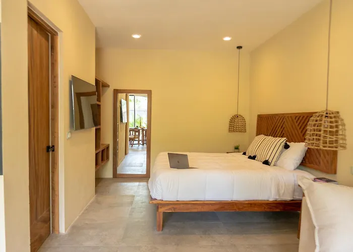Xamira Luxury Hotel
