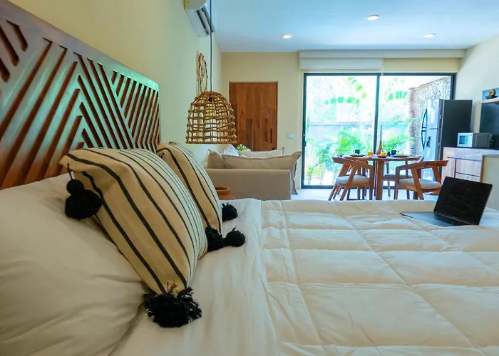 Xamira Luxury
