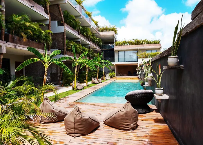 Xamira Luxury *
